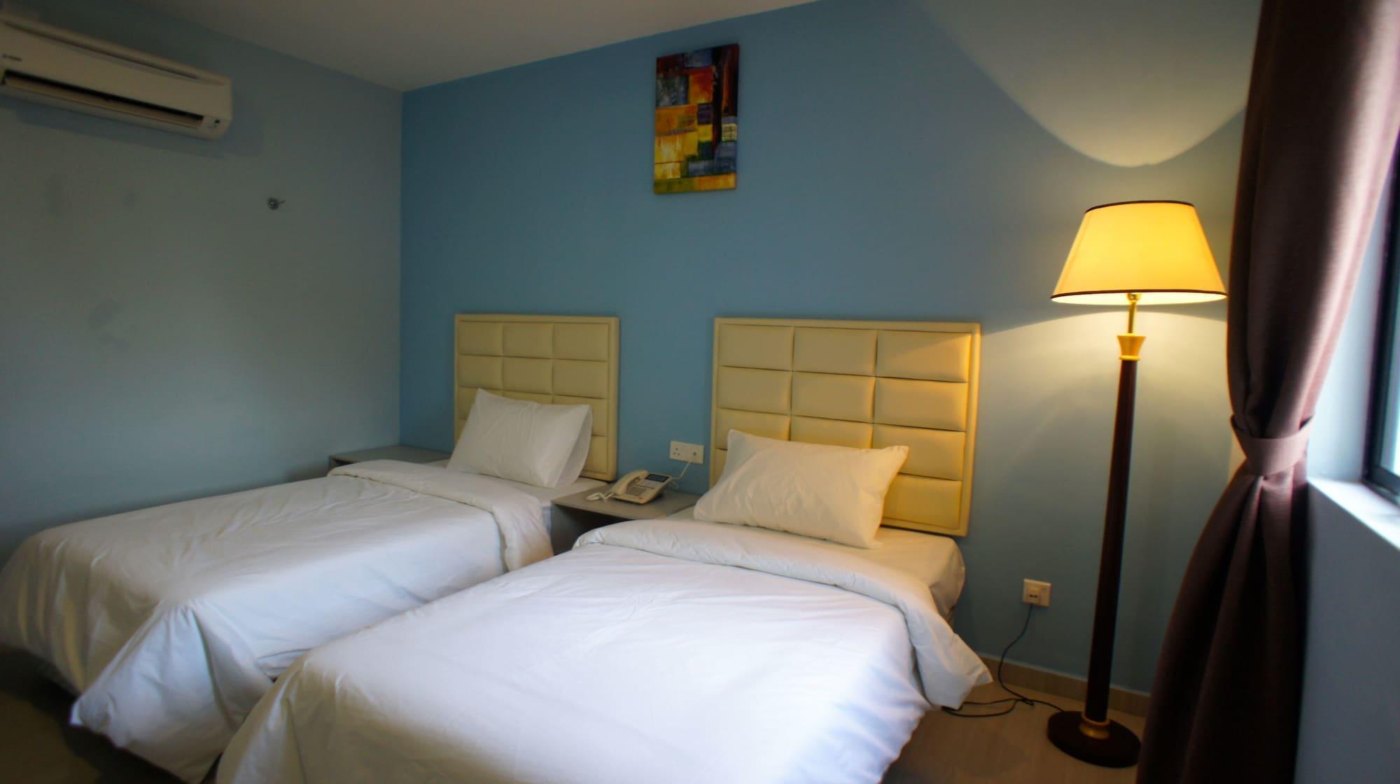 Hotel Zamburger Bukit Indah Johor Bahru Exterior photo
