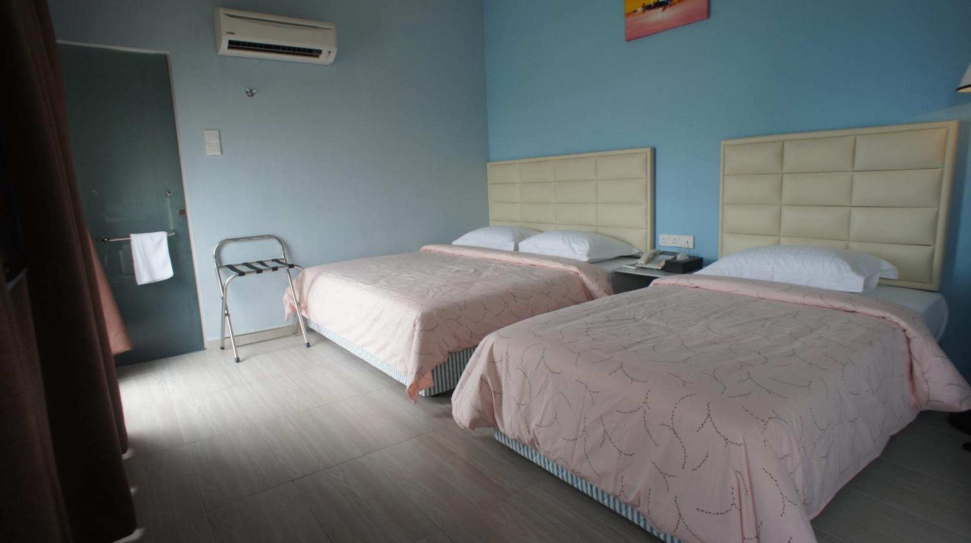 Hotel Zamburger Bukit Indah Johor Bahru Exterior photo