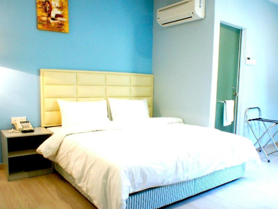 Hotel Zamburger Bukit Indah Johor Bahru Exterior photo